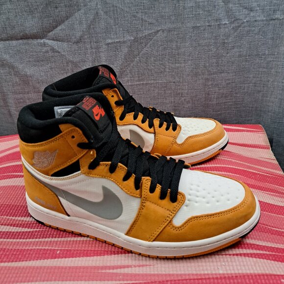 Size 10 Nike Air Jordan 1 Element Gore-Tex Men Light Curry Gold Sail DB2889-700 - Picture 3 of 14